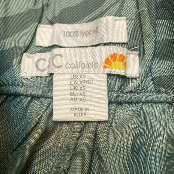 SIZE XS NWT Women’s Short Lot 2 Pair - Picture 10 of 11